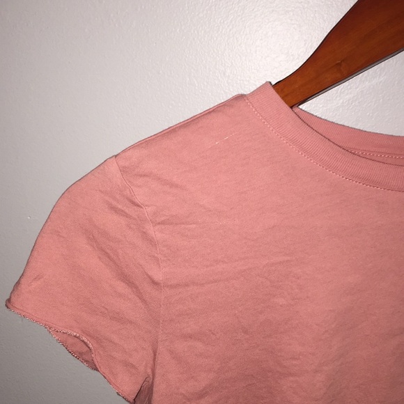 🎀 Pink Blush Crop T-shirt top 🎀 - Picture 2 of 3
